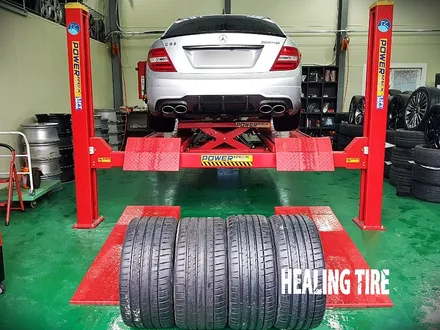 벤츠 c63 amg 미쉐린 pilot sport4 s 235 35 19 255 30 19 타이어교체~! 구리타이어 남양주타이어 의정부타이어 휠복원 휠수리 다산동타이어 / 남양주, 강동, 하남, 송파