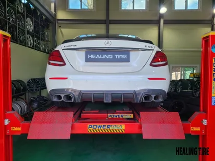 벤츠 E63 AMG 고성능 미쉐린 PILOT SPORT4S 265 35 ZR 20 MO1 (99Y) 타이어교체후기~!  남양주타이어 의정부휠복원  휠복원 휠수리 다산동타이어 / 남양주, 강동, 하남, 송파