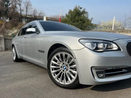 구리 bmw 7시리즈 19인치 하이퍼 실버 휠복원 도색작업 / 남양주, 강동, 하남, 송파