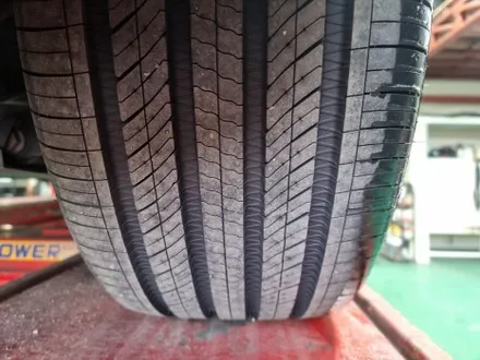 남양주 망우 _ 테슬라 모델Y 19인치 한국타이어 ion evo AS SUV 255 45 19 타이어 교체 작업 / 전기차 타이어교체/ 남양주휠복원 / 남양주타이어 / 남양주, 강동, 하남, 송파