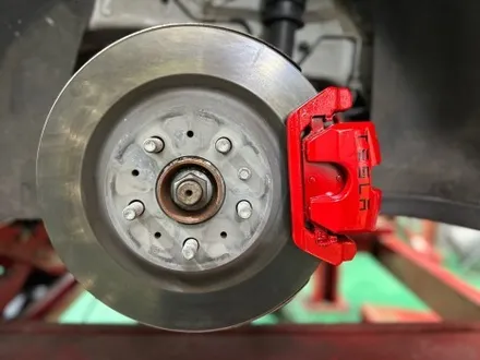 망우 구리 _ 테슬라모델 Y  유광블랙 휠복원 도색 분체작업과 함께 캘리퍼도색 작업 / 남양주 휠복원/ 남양주 휠수리 / 남양주, 강동, 하남, 송파