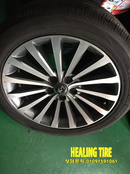 (K7 17인치에서 K7 블랙럭셔리18인치 인치업)K7튜닝/K7인치업/기아/KIA/K7블랙럭셔리18인치/K7순정휠/튜닝휠/휠튜닝/순정휠 타이어/남양주힐링타이어/힐링타이어 / 남양주, 강동, 하남, 송파