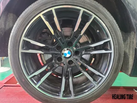 bmw 5시리즈 19인치 m팩 휠 굴절수리~! 남양주휠복원 구리휠복원 남양주타이어 의정부휠복원  휠복원 휠수리 다산동타이어 / 남양주, 강동, 하남, 송파