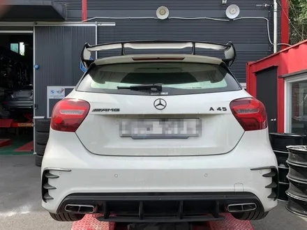 노원구 휠복원 벤츠A45 AMG 19인치 분체 유광블랙도장및 켈리퍼도색 형광 작업 / 남양주, 강동, 하남, 송파