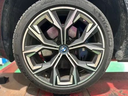 구리 별내 휠복원 휠수리 bmw i4 윈터 스노우 타이어 교체 작업 / 남양주, 강동, 하남, 송파