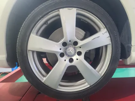 벤츠e350 18인치 휠복원/다산신도에서 휠복원 싸게하기/다산동휠복원/구리휠복원/구리휠수리/휠복원잘하는집/휠복원추천/근처휠복원 휠수리/휠상처복원하기 / 남양주, 강동, 하남, 송파