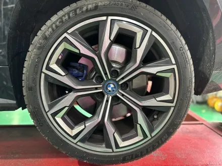 구리 별내 휠복원 휠수리 bmw i4 윈터 스노우 타이어 교체 작업 / 남양주, 강동, 하남, 송파