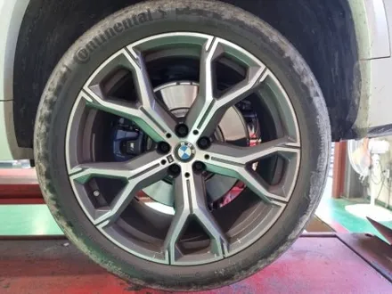 [강남 역삼] ●bmw x5● 유광블랙 휠복원 / 벤투스 s1evo2 275 4521 315 35 21타이어교체 / 남양주, 강동, 하남, 송파