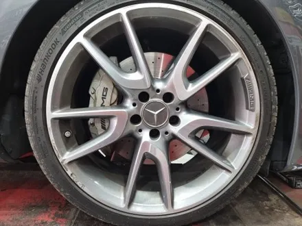 구리남양주 - 벤츠e43amg 중고휠타이어 교체 / 남양주, 강동, 하남, 송파