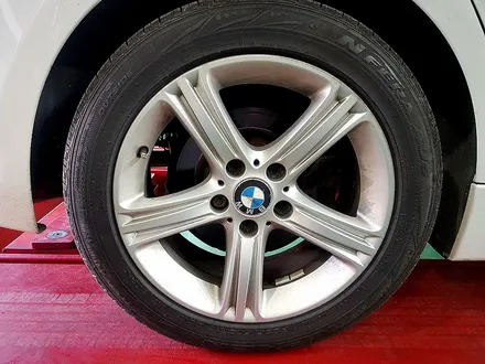 BMW320i  320 18인치 순정휠에서 m6 18인치휠 BMW 힐링타이어 남양주힐링타이어 구리타이어 복원휠 휠복원 중고휠타이어 구리타이어 도농타이어 휠수리 / 남양주, 강동, 하남, 송파