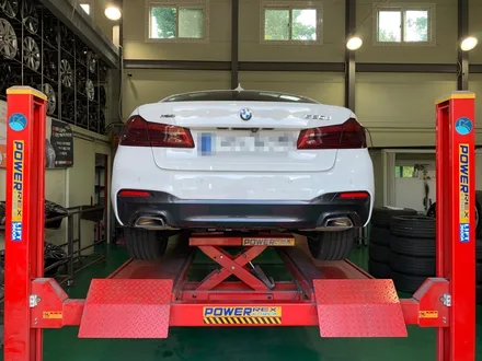 남양주 휠복원/하남휠복원 bmw 5시리즈 순정 분체 유광블랙 및 켈리퍼 도색 작업 과정을 소개 합니다. / 남양주, 강동, 하남, 송파
