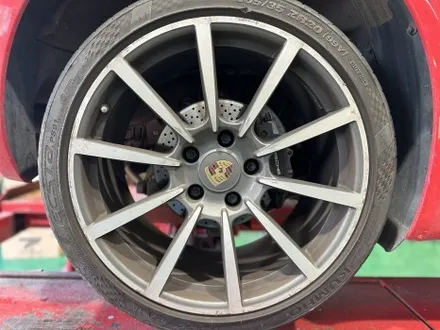 송파 휠복원 휠수리 포르쉐 20인치 한국 벤투스 프리미엄 컴포트 265/35ZR20 타이어 교체 작업 / 남양주, 강동, 하남, 송파