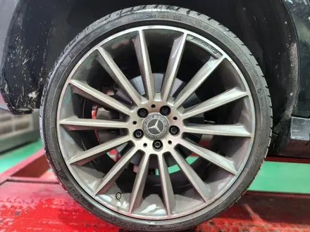 양주/용인/상봉_ 벤츠 E클래스 354  20인치 크랙수리_ 휠수리/휠복원/남양주휠수리/남양주휠복원 / 남양주, 강동, 하남, 송파