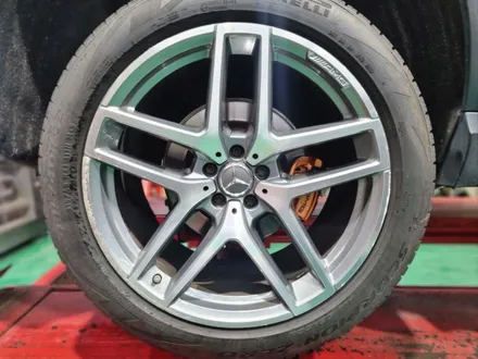 구리 상봉 _ 벤츠 GLE350D 21인치 매트블랙 휠복원 도색 분체도장  작업 및 한국타이어 다이나프로 HPX 타이어교체 작업 _ 남양주휠복원 / 남양주휠수리 / 남양주타이어교체 / 남양주, 강동, 하남, 송파