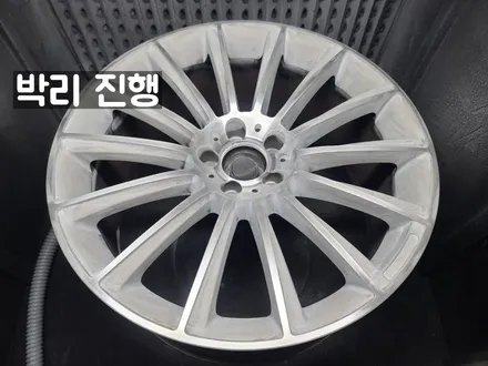남양주 구리 벤츠 cls 53 amg 20인치 레드컬러 캘리퍼도색/ 글라스블랙 휠도색 후기!!! / 남양주, 강동, 하남, 송파