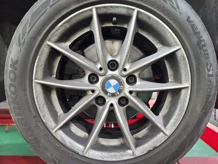 bmw 3시리즈 16인치 실버 주차기스 복원도장/남양주복원도장/다산신도시에서휠복원하기/다산휠복원 휠수리/의정부복원도장/의정부휠수리/휠수리싸고좋은집 / 남양주, 강동, 하남, 송파