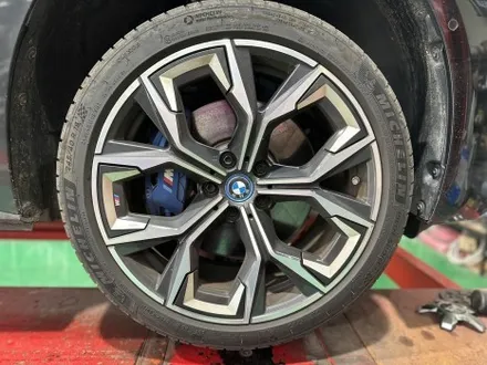 구리 별내 휠복원 휠수리 bmw i4 윈터 스노우 타이어 교체 작업 / 남양주, 강동, 하남, 송파