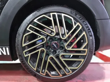 남양주휠타이어점검 _ 미니클럽맨 18인치 휠타이어점검서비스 작업 _ 남양주휠복원 / 남양주휠수리 / 남양주, 강동, 하남, 송파