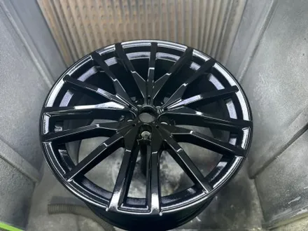 BMW X5  22인치유광블랙 휠복원 도색 분체도장 한짝 작업 _ 남양주휠복원 / 남양주휠수리 / 남양주분체도장 / 남양주, 강동, 하남, 송파