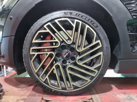 남양주휠타이어점검 _ 미니클럽맨 18인치 휠타이어점검서비스 작업 _ 남양주휠복원 / 남양주휠수리 / 남양주, 강동, 하남, 송파