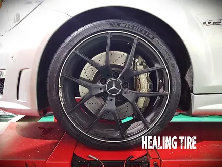 벤츠 c63 amg 미쉐린 pilot sport4 s 235 35 19 255 30 19 타이어교체~! 구리타이어 남양주타이어 의정부타이어 휠복원 휠수리 다산동타이어 / 남양주, 강동, 하남, 송파