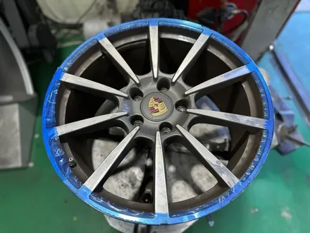 송파 휠복원 휠수리 포르쉐 20인치 한국 벤투스 프리미엄 컴포트 265/35ZR20 타이어 교체 작업 / 남양주, 강동, 하남, 송파