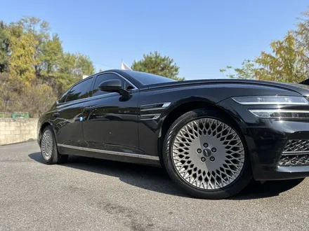 구리 별내 휠복원 휠수리 제네시스 G80 콘티넨탈 245/45R19 타이어 교체 작업 / 남양주, 강동, 하남, 송파