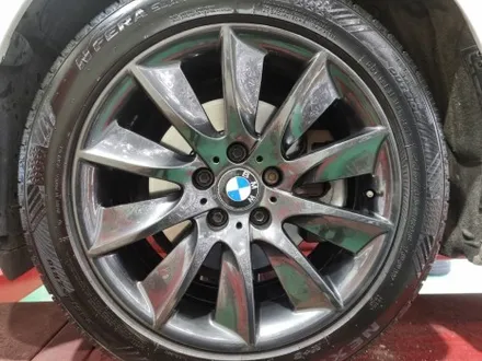망우 다산 _ BMW 5시리즈 18인치 고스트크롬 중고휠 장착비 무료 교체 작업 _ 남양주휠타이어 / 남양주휠복원 / 남양주, 강동, 하남, 송파