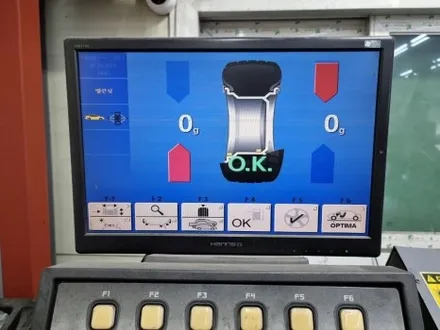 [구리 남양주]  제네시스 gv 80 22인치 임판급 휠, 피렐리 신품타이어 교체 - 장착비 무료 진행 / 남양주, 강동, 하남, 송파