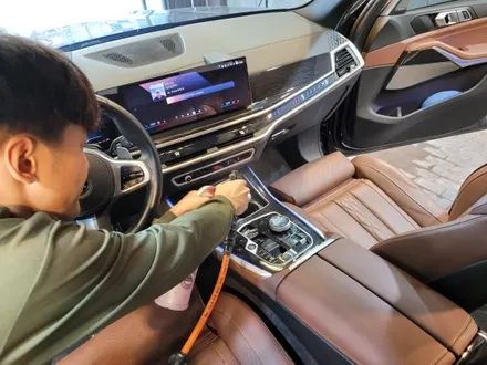 평택 스팀세차 BMW X5 기본 외 실내에 살짝 힘줬어요. / 경기 평택