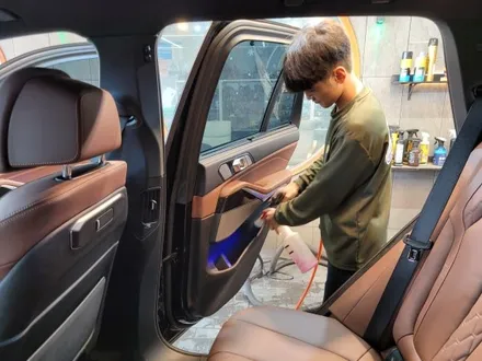 평택 스팀세차 BMW X5 기본 외 실내에 살짝 힘줬어요. / 경기 평택