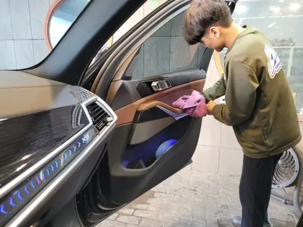 평택 스팀세차 BMW X5 기본 외 실내에 살짝 힘줬어요. / 경기 평택