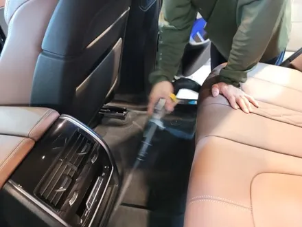 평택 스팀세차 BMW X5 기본 외 실내에 살짝 힘줬어요. / 경기 평택