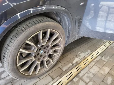 평택 스팀세차 BMW X5 기본 외 실내에 살짝 힘줬어요. / 경기 평택
