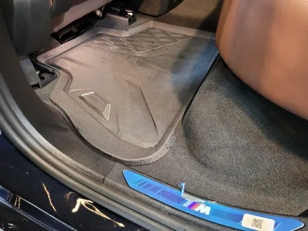 평택 스팀세차 BMW X5 기본 외 실내에 살짝 힘줬어요. / 경기 평택