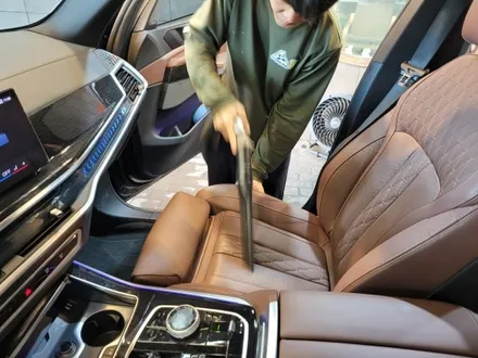 평택 스팀세차 BMW X5 기본 외 실내에 살짝 힘줬어요. / 경기 평택