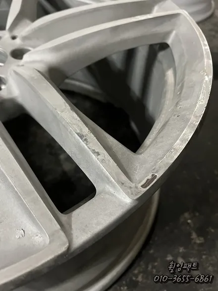 [부산휠복원] [부산휠도색] [부산휠도색] <휠임팩트> 벤츠 E63 AMG 휠복원 / 부산 사상구 감전동