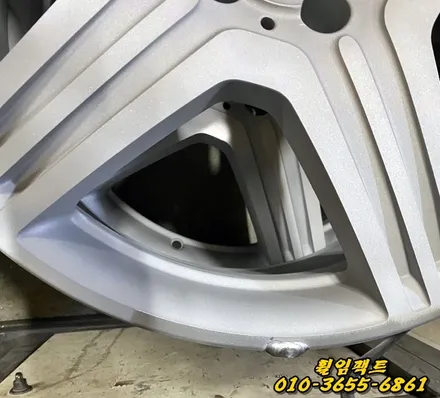 〔부산휠복원〕〔벤츠휠복원〕〔벤츠휠굴절수리〕휠임팩트/벤츠CLS63AMG 휠수리/굴절수리/도장작업 / 부산 사상구 감전동