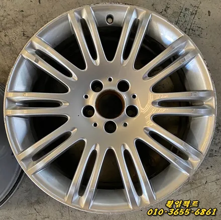 〔벤츠E350/18인치 순정휠〕벤츠e클래스 휠긁힘,주차상처,휠보레(wheelboer)장착,휠보레파손,  휠복원,휠용접,휠도색,분체도장 / 부산 사상구 감전동