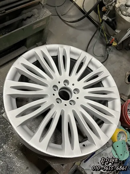 [[부산휠수리]] [[부산휠복원]] [[부산휠도색]] <휠임팩트> 벤츠 s560 20인치 휠복원 / 부산 사상구 감전동