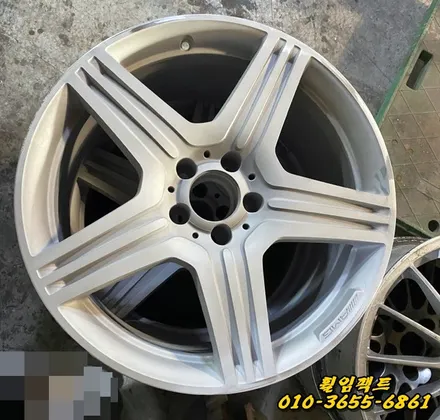 〔부산휠복원〕〔벤츠휠복원〕〔벤츠휠굴절수리〕휠임팩트/벤츠CLS63AMG 휠수리/굴절수리/도장작업 / 부산 사상구 감전동