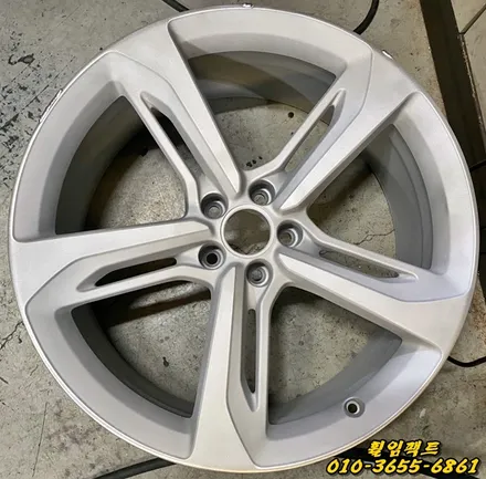 (부산휠수리/휠임팩트)아우디 RS7 휠도장벗겨짐/도장떨어짐/휠분체도장 / 부산 사상구 감전동