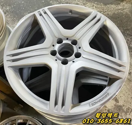 〔부산휠복원〕〔벤츠휠복원〕〔벤츠휠굴절수리〕휠임팩트/벤츠CLS63AMG 휠수리/굴절수리/도장작업 / 부산 사상구 감전동