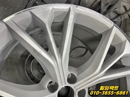 〔아우디Q8 순정휠〕다이아몬드컷팅,휠긁힘,휠패임,휠찍힘,휠기스,알루미늄휠용접복원,휠도색\