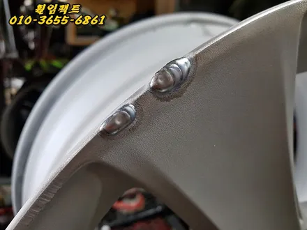 (부산휠수리/휠임팩트) 제네시스 G80 20인치 휠찍힘,휠패임,휠긁힘,휠복원,휠도색 / 부산 사상구 감전동