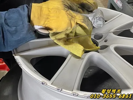 (부산휠수리/부산휠복원/휠임팩트) 벤츠S350 컷팅휠/휠긁힘/휠찍힘/사고상처복원/분체도장/다이아몬드컷팅 / 부산 사상구 감전동