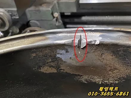 (부산휠수리/부산휠복원/휠임팩트) 레인지로버 이보크 20인치휠/휠크랙/휠굴절수리/휠긁힘/휠찍힘복원/휠분체도장 / 부산 사상구 감전동