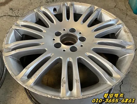 〔벤츠E350/18인치 순정휠〕벤츠e클래스 휠긁힘,주차상처,휠보레(wheelboer)장착,휠보레파손,  휠복원,휠용접,휠도색,분체도장 / 부산 사상구 감전동