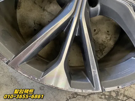 〔아우디Q8 순정휠〕다이아몬드컷팅,휠긁힘,휠패임,휠찍힘,휠기스,알루미늄휠용접복원,휠도색\
