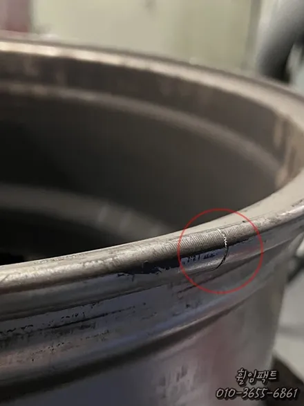 [부산휠수리] [부산휠복원] [부산휠도색] <휠임팩트> BMW 5시리즈 19인치 크랙, 굴절수리 / 부산 사상구 감전동